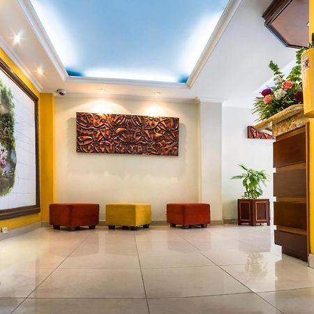 Hotel Americana פאסטו מראה חיצוני תמונה