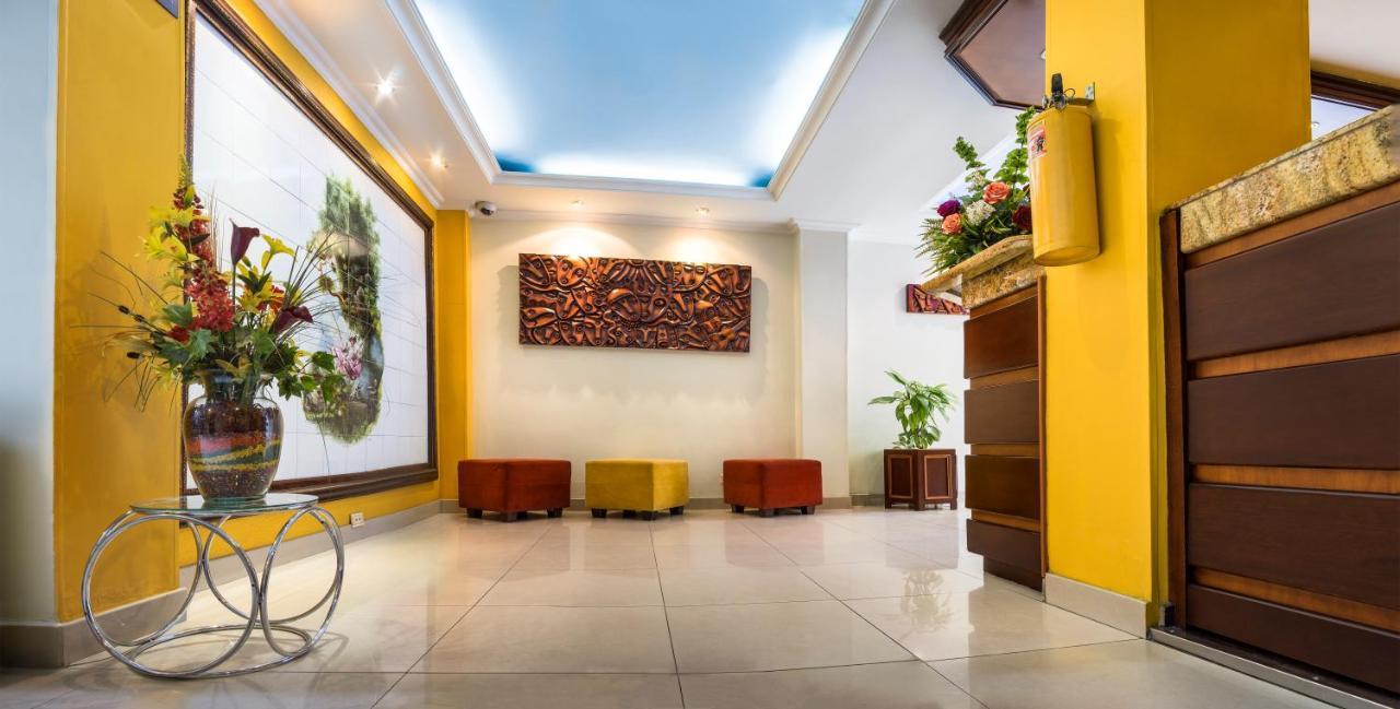 Hotel Americana פאסטו מראה חיצוני תמונה